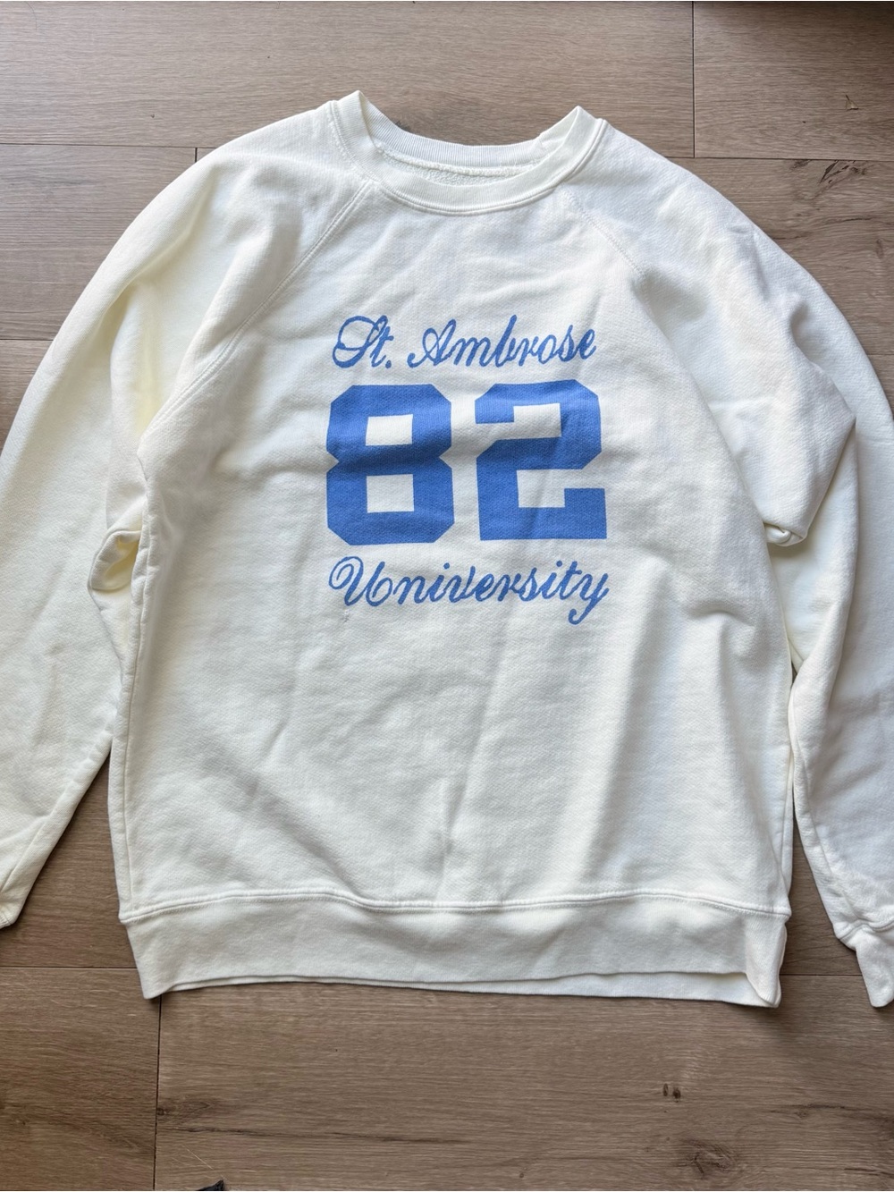 St Ambrose University 82 Sweatshirt S 100% Cotton Collegiate Crewneck